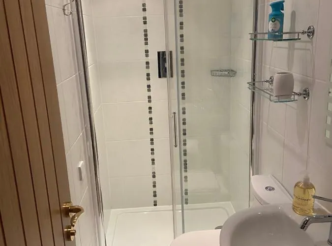 Lakeland Snug كيسويك